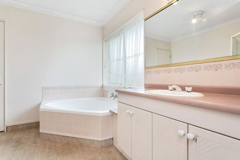 Photo of property in 179 Victoria Street, Cambridge, 3434