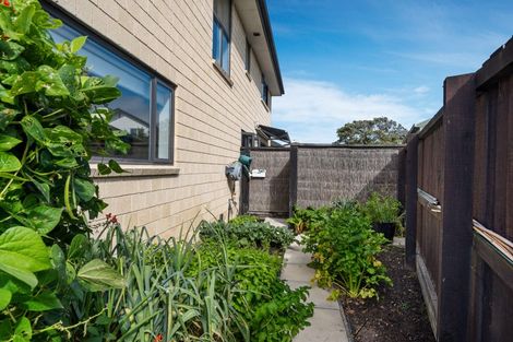 Photo of property in 8 Sandalwood Place, Waimairi Beach, Christchurch, 8083
