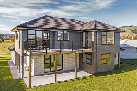 Photo of property in 9 Okaia Drive, Kinloch, Taupo, 3377