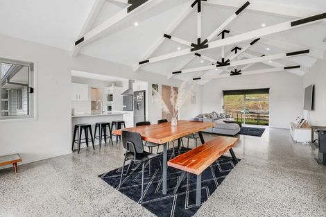 Photo of property in 2265 South Head Road, South Head, Helensville, 0874