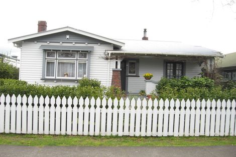 Photo of property in 142 Cook Street, West End, Palmerston North, 4410