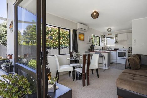 Photo of property in 30a Hartford Avenue, Papamoa Beach, Papamoa, 3118