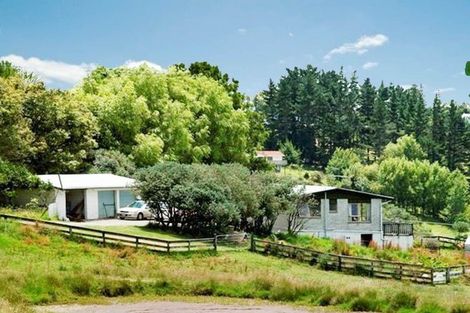 Photo of property in 19 Spur Road, Stillwater, Silverdale, 0993