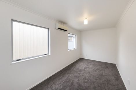 Photo of property in 12 Avon Terrace, Roslyn, Palmerston North, 4414