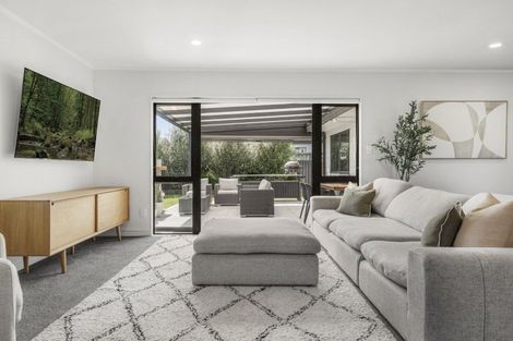 Photo of property in 61 Kane Road, Papamoa Beach, Papamoa, 3118