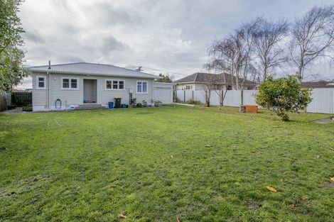 Photo of property in 21 Carlisle Street, Levin, 5510