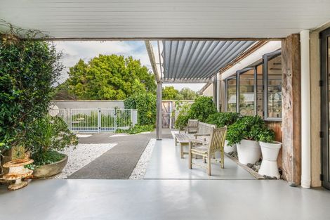 Photo of property in 155 Nick Johnstone Drive, Waiheke Island, 1971