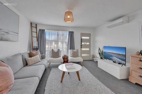 Photo of property in 84 Pacific Road, North New Brighton, Christchurch, 8083