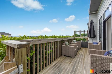 Photo of property in 11 Kapuarangi Lane, Papakura, 2110