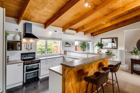 Photo of property in 1 Blundell Avenue, Waipukurau, 4200