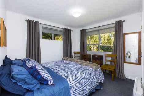 Photo of property in 81 Gemstone Drive, Birchville, Upper Hutt, 5018