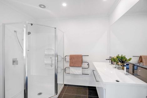 Photo of property in 128 Halswell Junction Road, Halswell, Christchurch, 8025