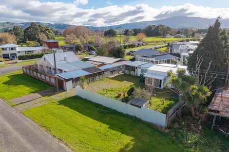 Photo of property in 1 Richardson Street, Woodville, 4920