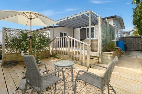 Photo of property in 11 Kamahi Crescent, Papamoa Beach, Papamoa, 3118
