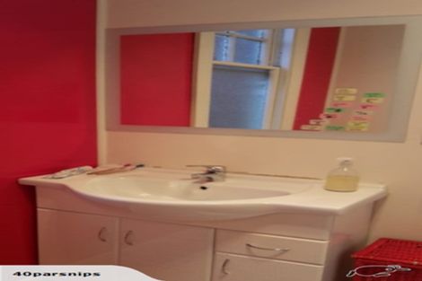 Photo of property in 37 Macandrew Road, South Dunedin, Dunedin, 9012