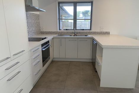 Photo of property in 1 Muncaster Road, Snells Beach, 0920