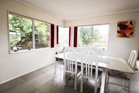 Photo of property in 36 Norm Pellow Drive, Manurewa, Auckland, 2105