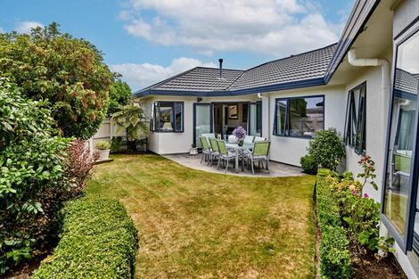 Photo of property in 11 The Masthead, Whitby, Porirua, 5024