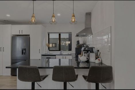 Photo of property in 63 Black Beech Crescent, Takanini, 2110