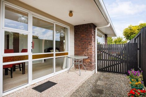 Photo of property in 12a Cecil Place, Cloverlea, Palmerston North, 4412