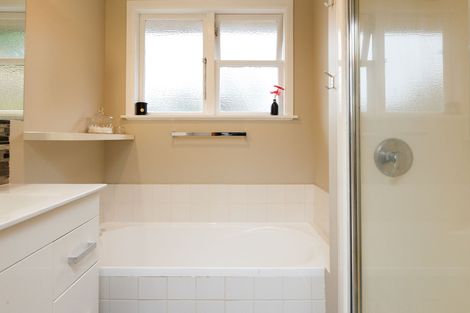 Photo of property in 7 Juliana Place, Awapuni, Palmerston North, 4412