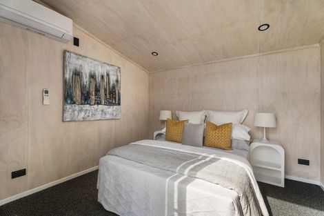 Photo of property in 50a Duncansby Road, Stanmore Bay, Whangaparaoa, 0932