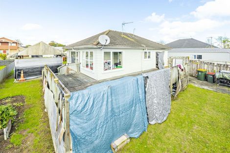 Photo of property in 2/32 Royton Avenue, Mangere East, Auckland, 2024