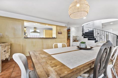 Photo of property in 80 Karewa Parade, Papamoa Beach, Papamoa, 3118