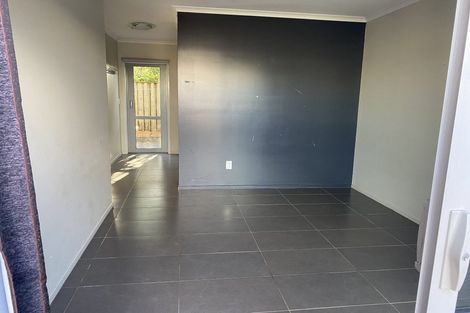 Photo of property in 19 Lyn Street, Lynmouth, New Plymouth, 4310