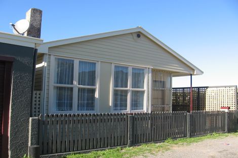 Photo of property in 77 Moorefield Road, Johnsonville, Wellington, 6037