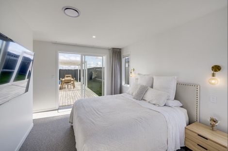 Photo of property in 46 Kenny Road, Te Awa, Napier, 4110