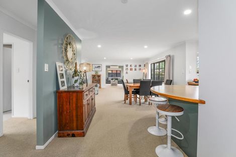 Photo of property in 29 Caulfield Place, Pukehangi, Rotorua, 3015