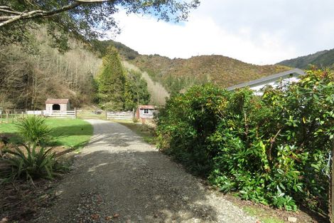 Photo of property in 58 Trennery Street, Blacks Point, Reefton, 7830