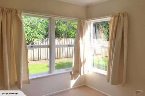 Photo of property in 1/2 Sydney Street, Hauraki, Auckland, 0622