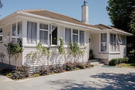 Photo of property in 15 Tasman Street, Havelock North, 4130