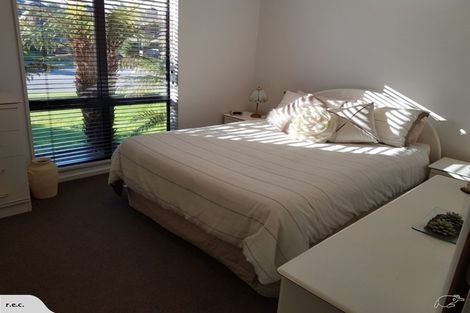 Photo of property in 11 Ruahine Place, Parklands, Christchurch, 8083