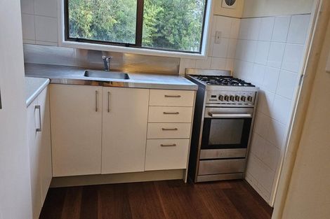 Photo of property in 82 Glen Road, Ranui, Auckland, 0612