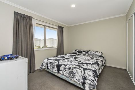 Photo of property in 17 Pakohe Street, Pegasus, 7612