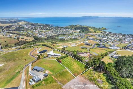 Photo of property in 37 Pekama Drive, Cable Bay, 0420
