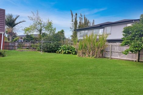 Photo of property in 7 Sunrise Lane, Te Atatu South, Auckland, 0610