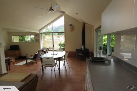 Photo of property in 10 Criterion Street, Arrowtown, 9302