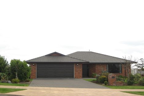 Photo of property in 56 Shelter Grove, Frankleigh Park, New Plymouth, 4310