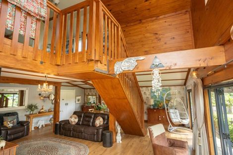 Photo of property in 72 Township Road, Kumeroa, Woodville, 4997