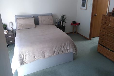 Photo of property in 15 Brockworth Place, Riccarton, Christchurch, 8011