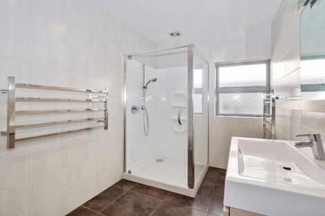 Photo of property in 128b Oceanbeach Road, Mount Maunganui, 3116