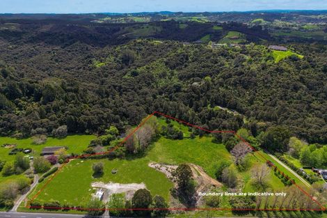 Photo of property in 52 Robinson Road, Coatesville, 0793