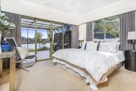 Photo of property in 2 Wharf Road, Te Atatu Peninsula, Auckland, 0610