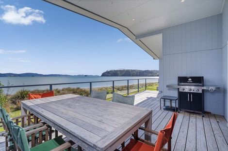 Photo of property in 99 Captain Cook Road, Cooks Beach, Whitianga, 3591