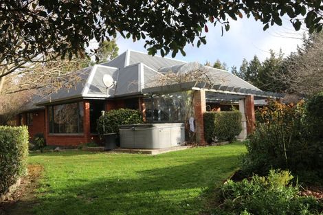 Photo of property in 90 Spur Road, Hadlow, Timaru, 7975