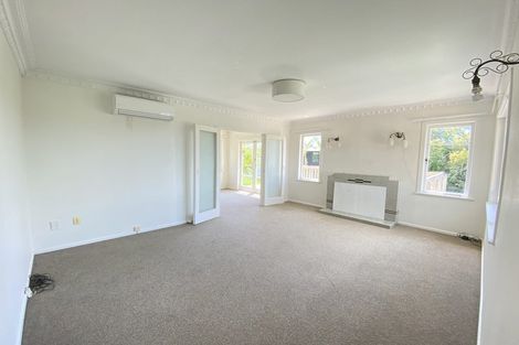 Photo of property in 5 Potiki Place, Glen Innes, Auckland, 1072